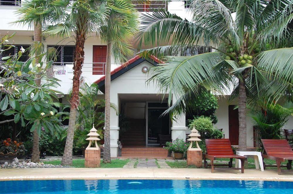 Sirikarn Residence & Luxury Apartments Pattaya Dış mekan fotoğraf